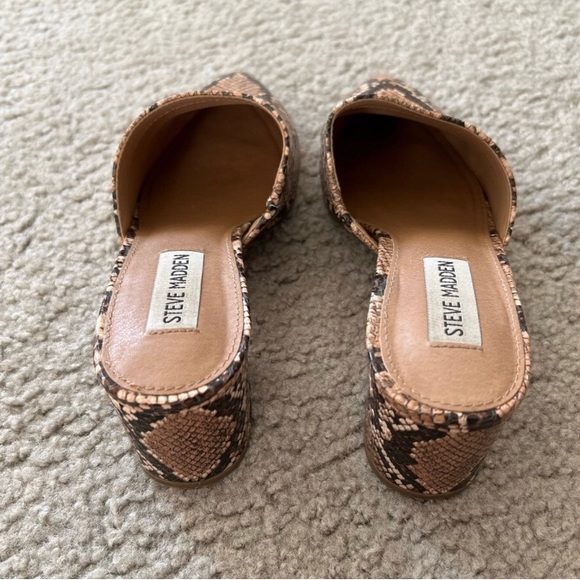 Womens Steve Madden snake skin heel - Picture 3 of 4